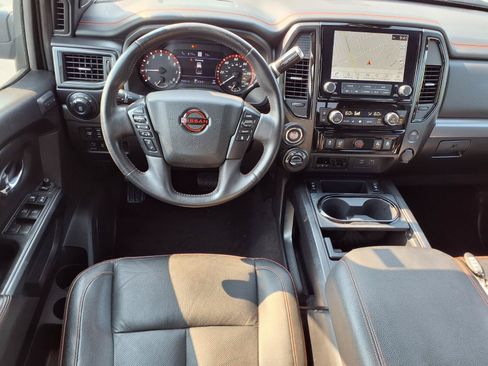 Used 2023 Nissan Titan PRO-4X w/ Pro-4x Convenience Package AWD/4WD image 3
