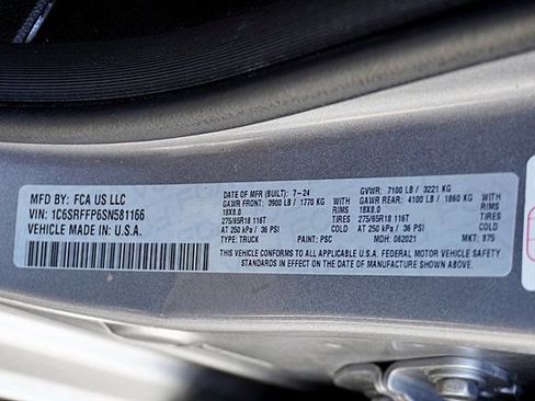 Used 2025 RAM 1500 Big Horn AWD/4WD image 36