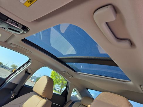 Used 2025 Hyundai Sonata Limited image 16