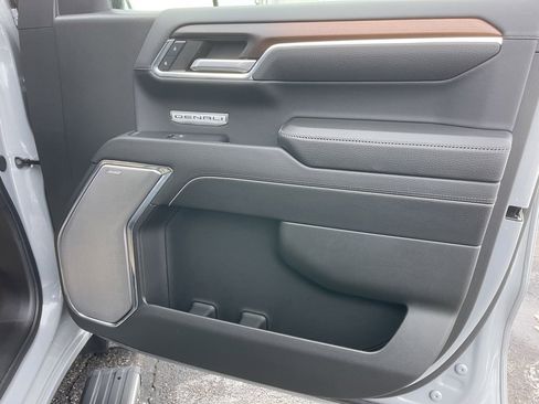 Used 2024 GMC Sierra 1500 Denali w/ Denali Reserve Package image 22