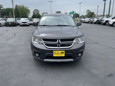 Used 2016 Dodge Journey SXT w/ Premium Group AWD/4WD image 3