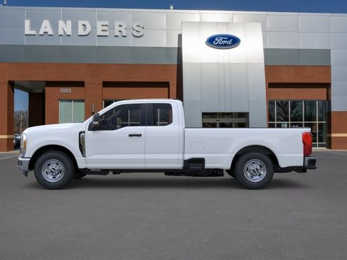 New 2026 Ford F250 XL RWD image 3