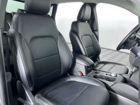 Used 2022 Ford Edge SEL w/ Convenience Package image 11