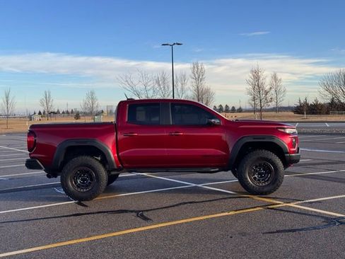 Used 2024 GMC Canyon AT4X w/ AT4X AEV Edition image 2