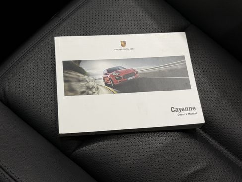 Used 2013 Porsche Cayenne AWD/4WD image 57
