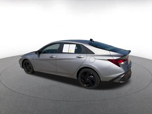 Used 2026 Hyundai Elantra Sport FWD image 10