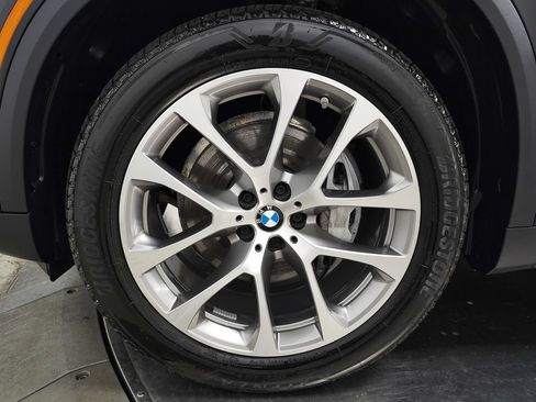 Used 2026 BMW X5 xDrive40i w/ Premium Package AWD/4WD image 13