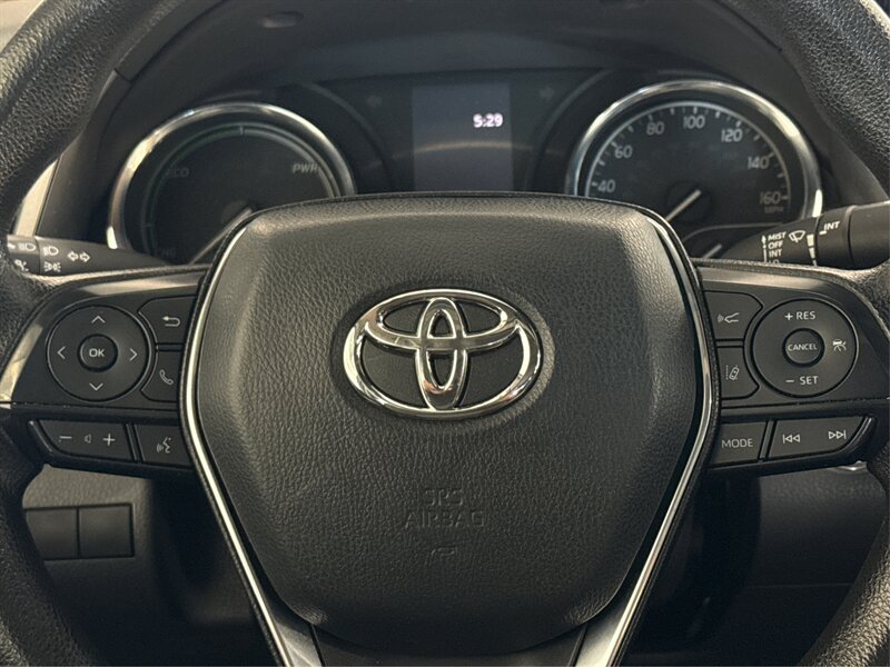 Used 2020 Toyota Camry LE w/ Sunroof Package FWD image 15