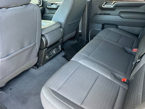 Used 2023 Chevrolet Silverado 1500 LT AWD/4WD image 13