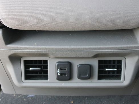 Used 2021 GMC Sierra 1500 SLE w/ X31 Off-Road Package AWD/4WD image 21
