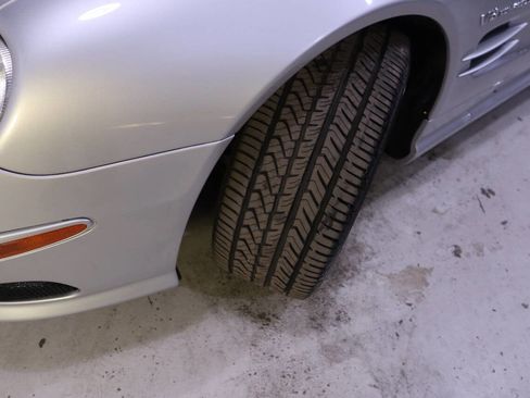 Used 2005 Mercedes-Benz SL 55 AMG SL 55 AMG 2dr Convertible image 11