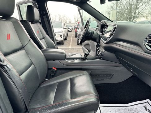 Used 2024 Dodge Durango GT image 23