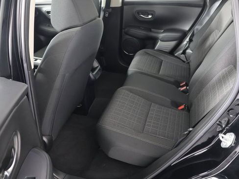 Certified 2023 Honda HR-V LX image 18