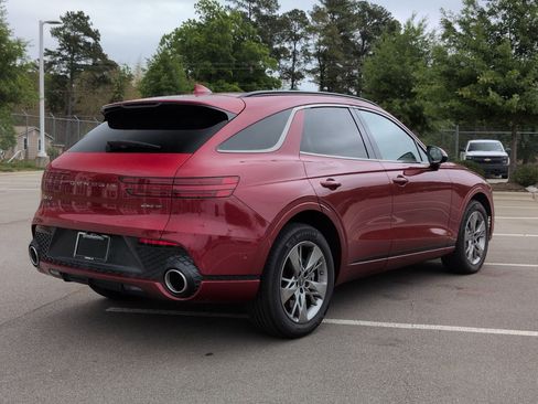 Used 2022 Genesis GV70 3.5T Sport w/ Sport Advanced Package AWD/4WD image 4
