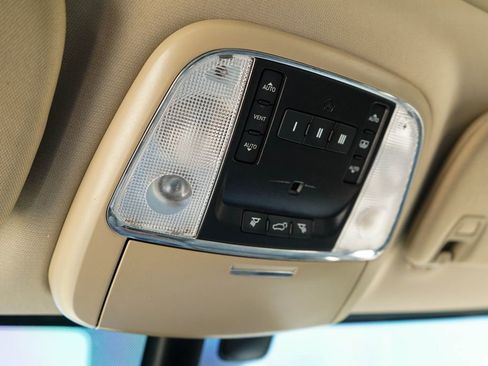 Used 2020 Jeep Grand Cherokee Overland AWD/4WD image 33