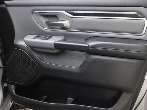 Used 2019 RAM 1500 Big Horn AWD/4WD image 11
