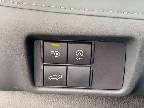 Used 2025 Toyota Highlander XSE image 23