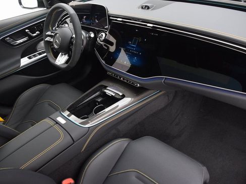 New 2026 Mercedes-Benz E 53 AMG 4MATIC Sedan image 14