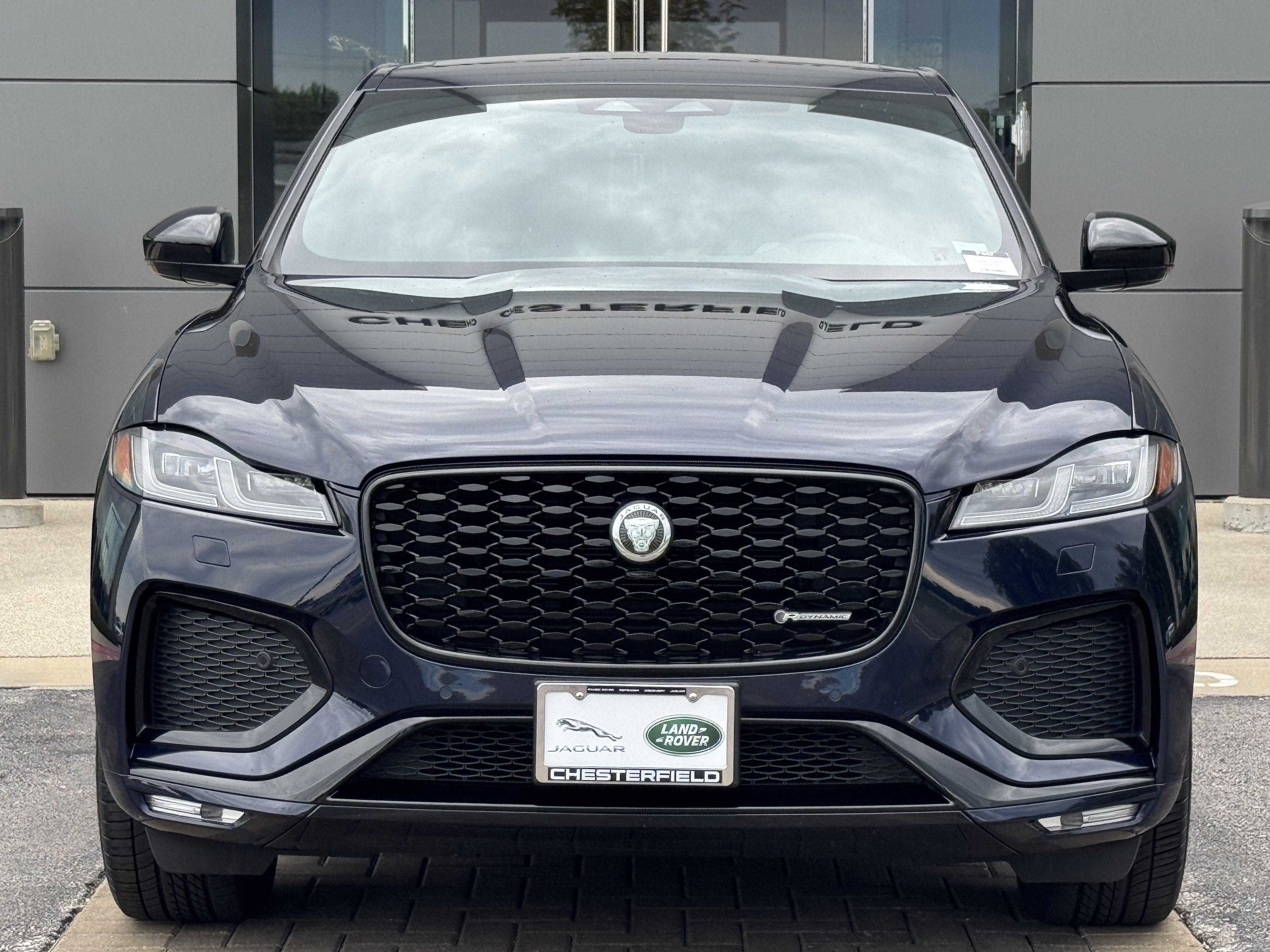 Used 2025 Jaguar F-PACE R-Dynamic S AWD/4WD image 8