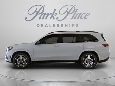 Used 2023 Mercedes-Benz GLS 450 4MATIC image 7