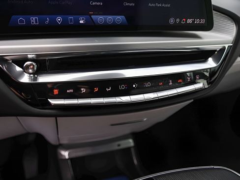 Certified 2024 Cadillac Lyriq Luxury RWD image 16