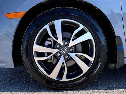 Used 2024 Honda Odyssey Touring image 35