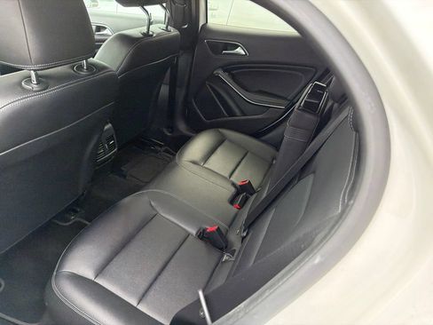 Used 2018 Mercedes-Benz GLA 250 image 7