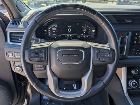 Used 2023 GMC Yukon Denali w/ Denali Reserve Package AWD/4WD image 17