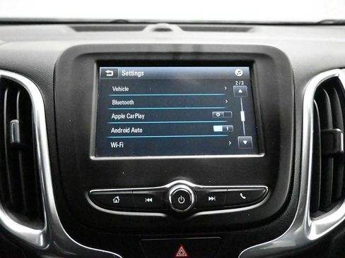 Used 2018 Chevrolet Equinox LT AWD/4WD image 19
