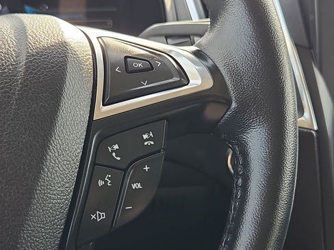 Used 2024 Ford Edge Titanium AWD/4WD image 18