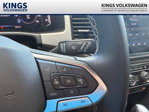 Used 2023 Volkswagen Atlas Cross Sport SE AWD/4WD image 29