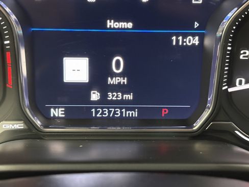 Used 2021 GMC Sierra 1500 Denali w/ Denali Ultimate Package AWD/4WD image 38