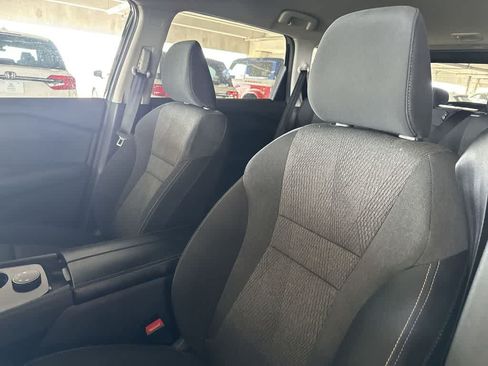 Used 2025 Nissan Rogue SV AWD/4WD image 13