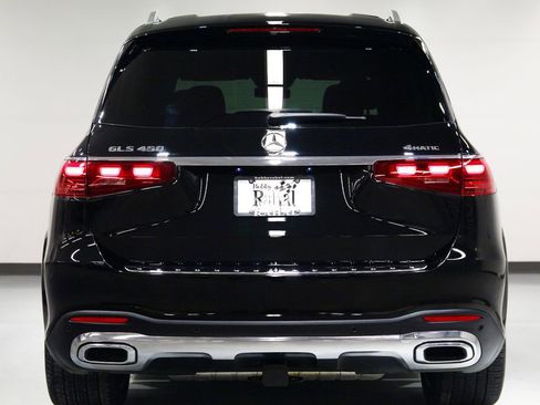 Certified 2025 Mercedes-Benz GLS 450 4MATIC image 13