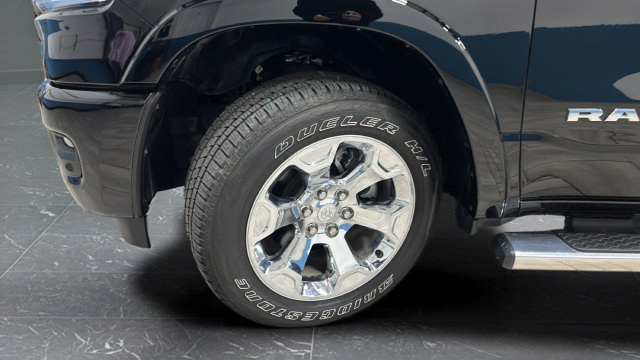 Used 2025 RAM 1500 Big Horn AWD/4WD image 34