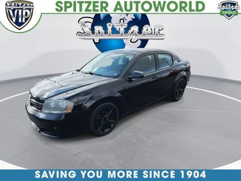 Used 2014 Dodge Avenger SE w/ Blacktop Package FWD image 4
