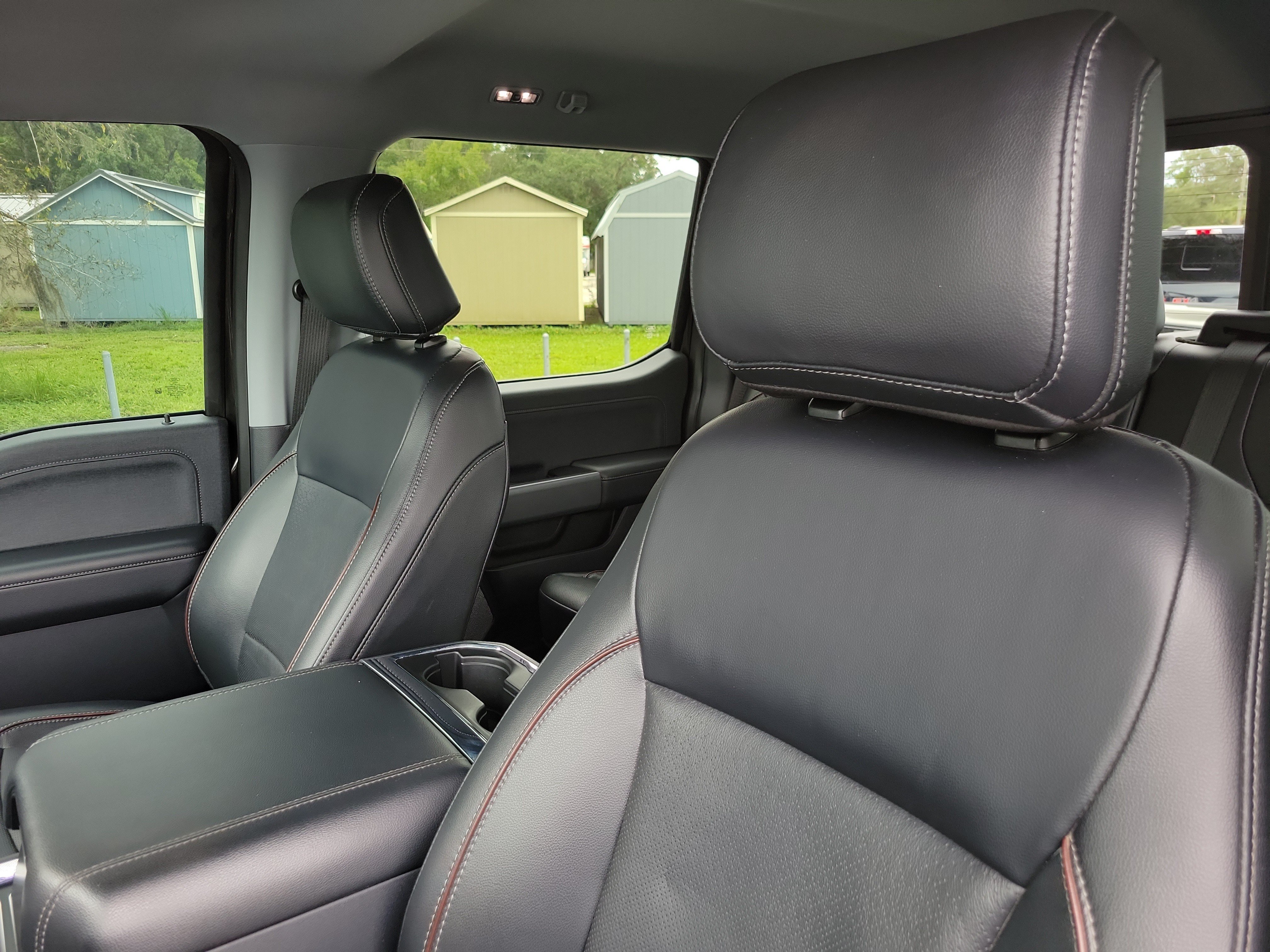 Used 2024 Ford F250 Lariat w/ Lariat Ultimate Package AWD/4WD image 9