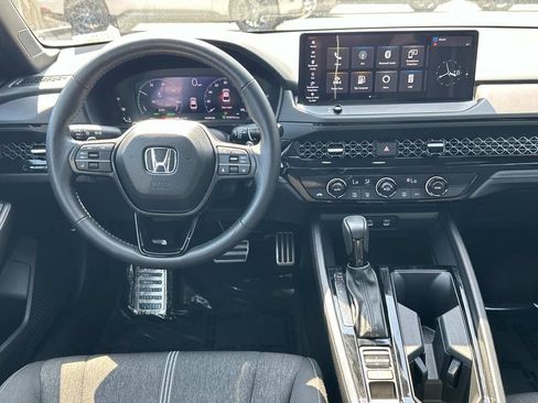 Used 2024 Honda Accord Sport image 3