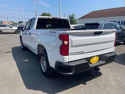 Used 2025 Chevrolet Silverado 1500 W/T w/ WT Value Package AWD/4WD image 5