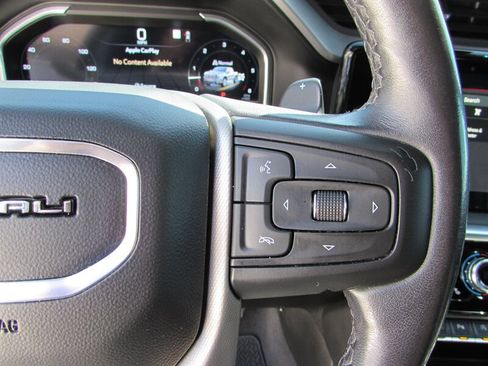 Used 2022 GMC Sierra 1500 Denali w/ Technology Package AWD/4WD image 14