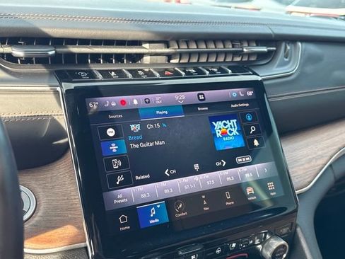 Used 2022 Jeep Grand Cherokee Summit w/ Adv Protech Group IV image 19