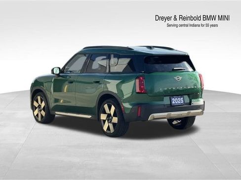 Used 2025 MINI Cooper Countryman S w/ Comfort Package Max image 7