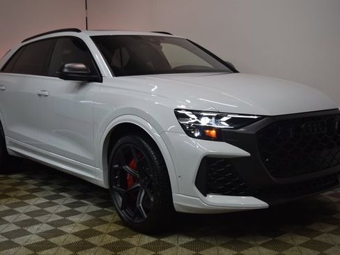 New 2026 Audi RS Q8 performance image 1