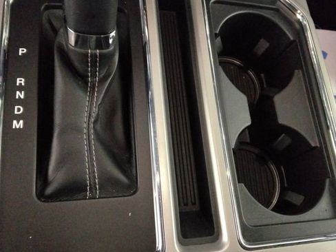 Used 2020 Ford F150 Lariat w/ Equipment Group 502A Luxury image 15