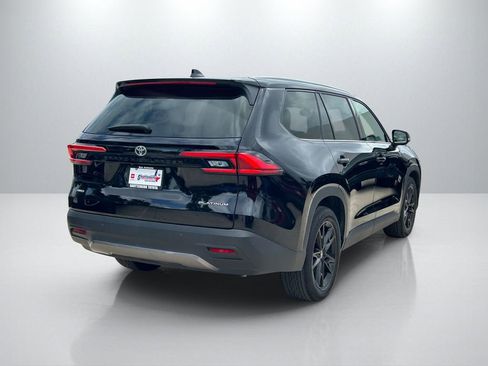 Used 2024 Toyota Grand Highlander AWD image 5