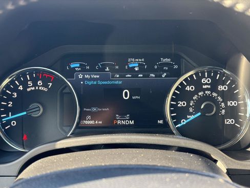 Used 2020 Ford F150 Lariat w/ Equipment Group 502A Luxury AWD/4WD image 17