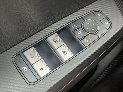 Used 2024 Mitsubishi Outlander SE AWD/4WD image 26