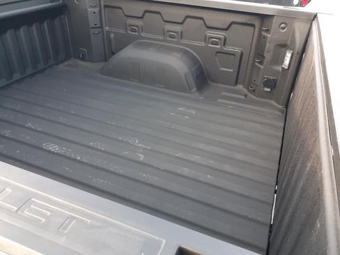 Used 2023 Chevrolet Silverado 1500 LTZ w/ LTZ Premium Package image 19