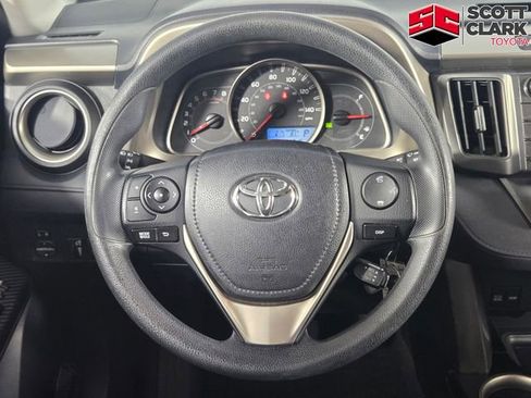Used 2014 Toyota RAV4 LE FWD image 20