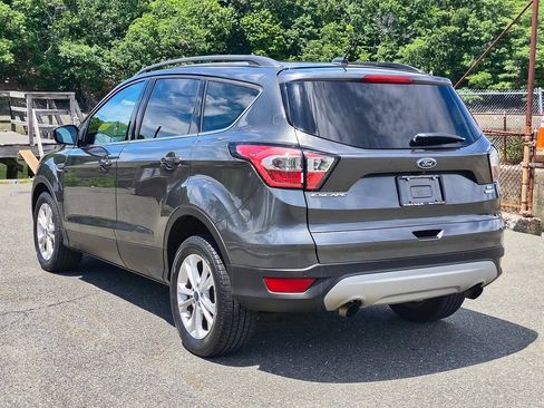 Used 2017 Ford Escape SE w/ Equipment Group 201A AWD/4WD image 5
